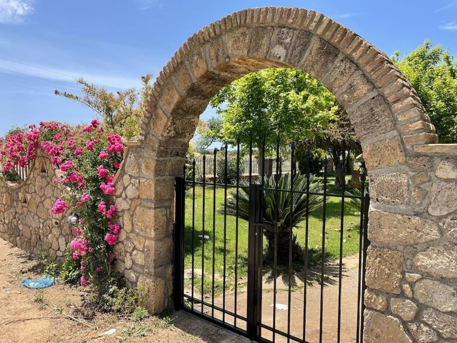 Mama’s Sunshine Garden Villa Agios Ilias  Exterior foto